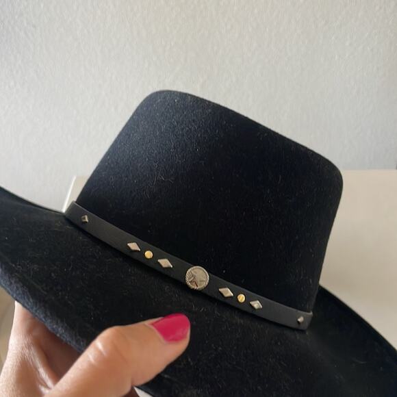 Renegade Headwear Packable Black Lite Felt Wool Hat - Picture 10 of 11